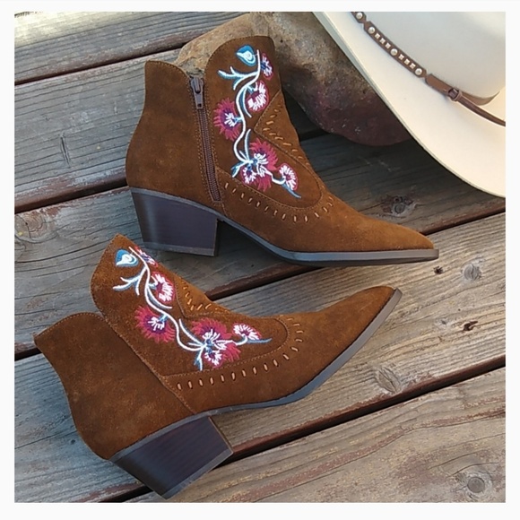 ♥️ SOLD♥️🎉Hp!🎉♥️Carlos Suede Leather Ankle Boots - Picture 2 of 8